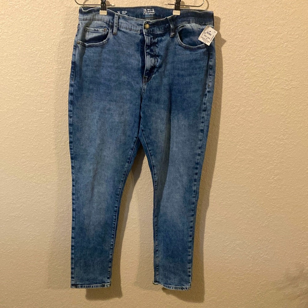 Women’s jeans